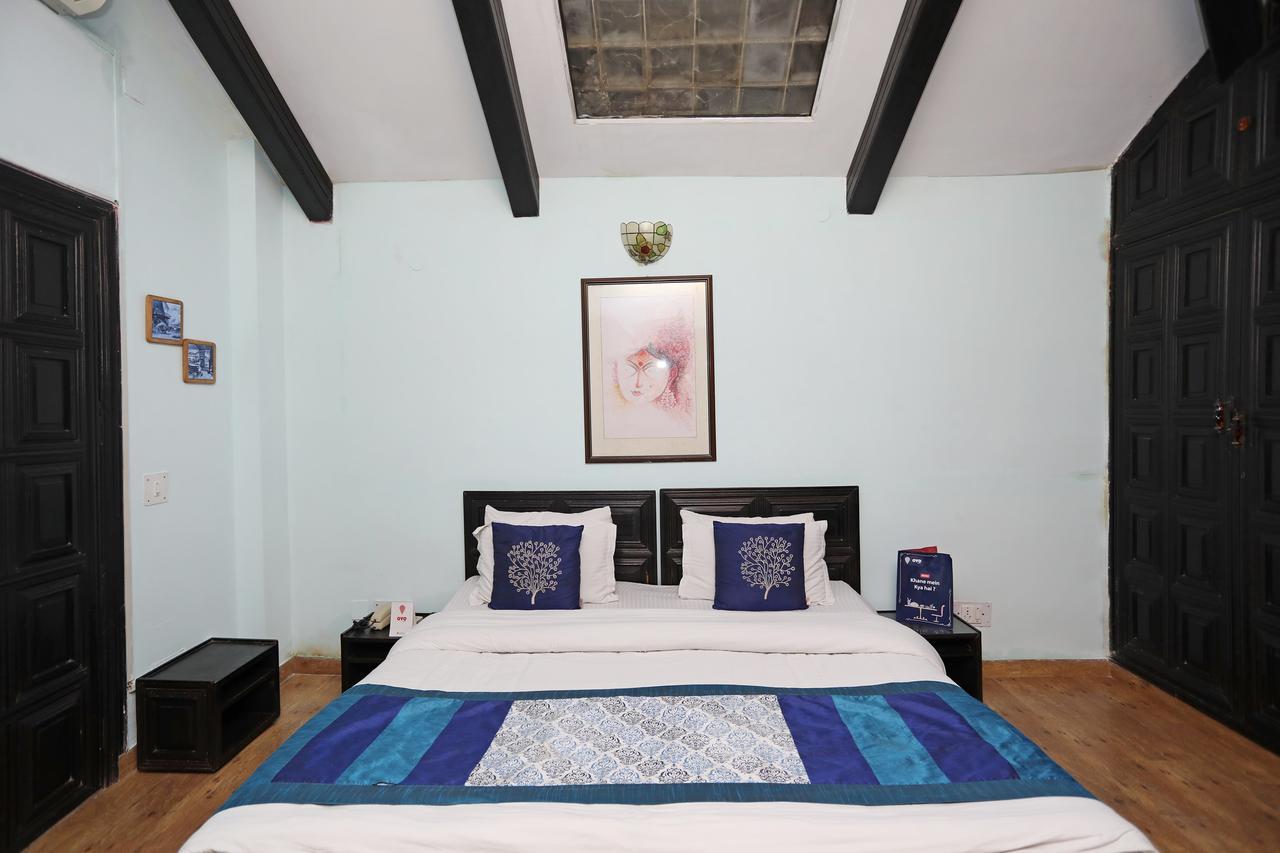 Oyo 1427 Hotel Malhar Haveli Noida Buitenkant foto